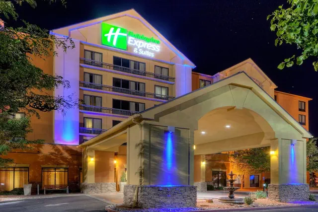 Photo 1 - Holiday Inn Express Hotel & Suites Albuquerque Midtown by IHG