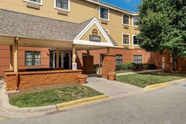 Photo 1 - Extended Stay America Suites Chicago Gurnee