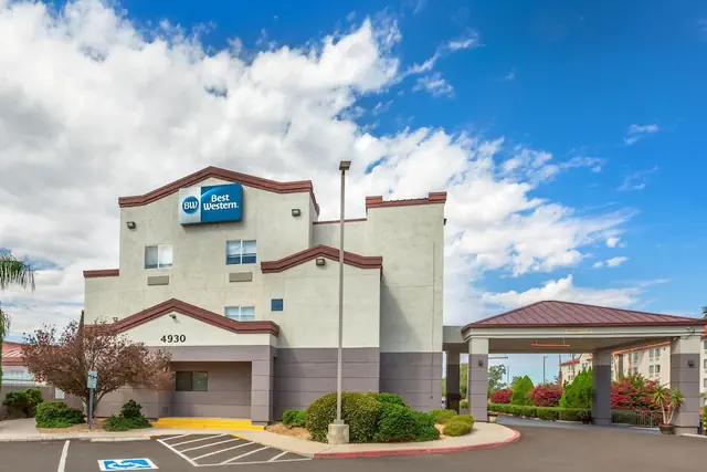 Photo 1 - Best Western Gold Poppy Inn