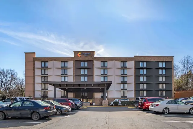 Photo 1 - Comfort Inn Charlotte Airport Uptown
