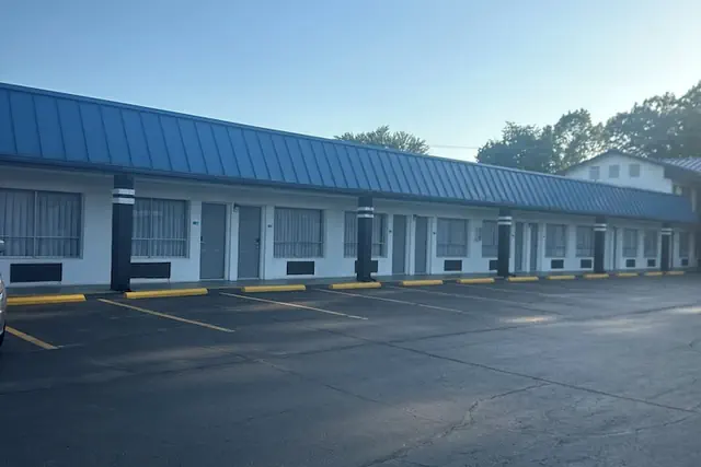 Photo 1 - Days Inn by Wyndham Jacksonville
