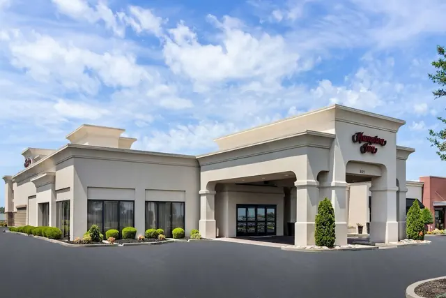 Photo 1 - Hampton Inn Blytheville