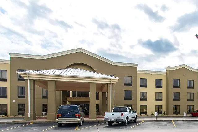 Photo 1 - Comfort Suites Effingham Central