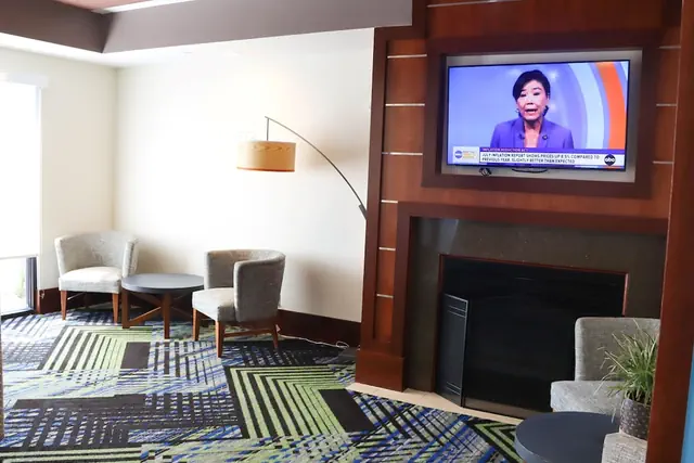 Photo 1 - Holiday Inn Express Cedar Rapids (Collins Rd) by IHG