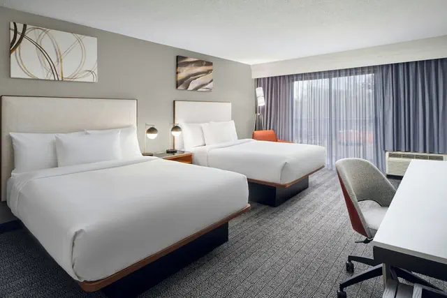 Photo 1 - Courtyard® by Marriott® Baton Rouge South