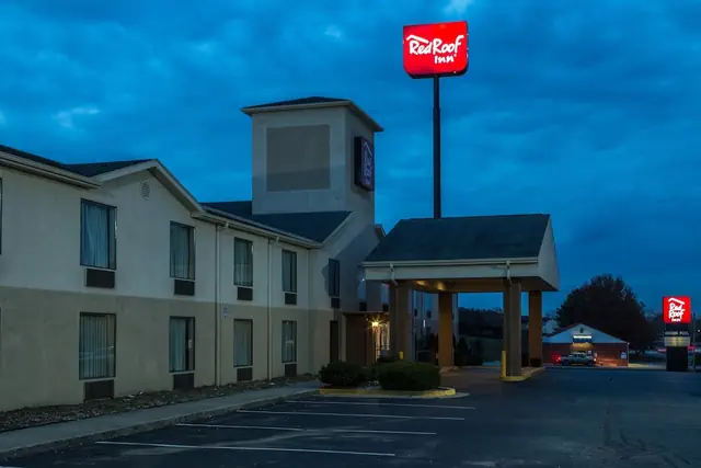 Photo 1 - Red Roof Inn Morehead
