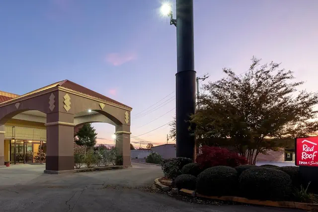 Photo 1 - Red Roof Inn & Suites Oxford