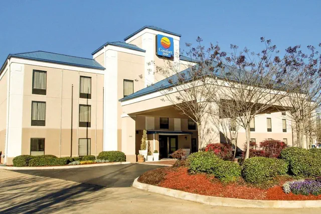 Photo 1 - Comfort Inn Pearl-Jackson