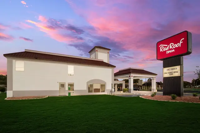Photo 1 - Red Roof Inn Washington, NC