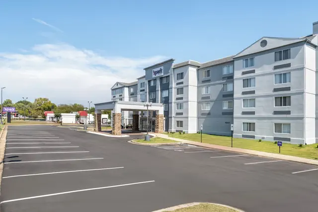 Photo 1 - Spark by Hilton Kannapolis