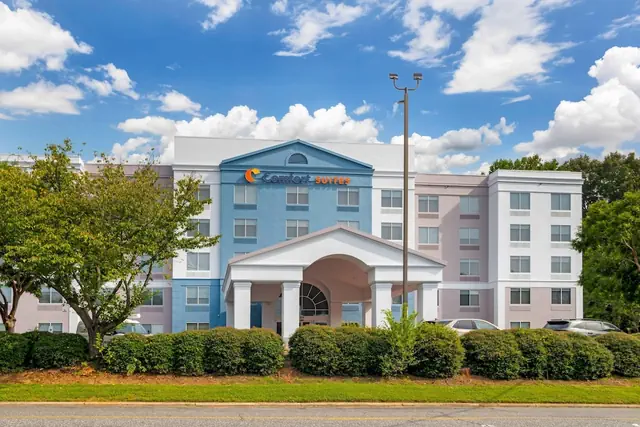 Photo 1 - Comfort Suites Gastonia - Charlotte