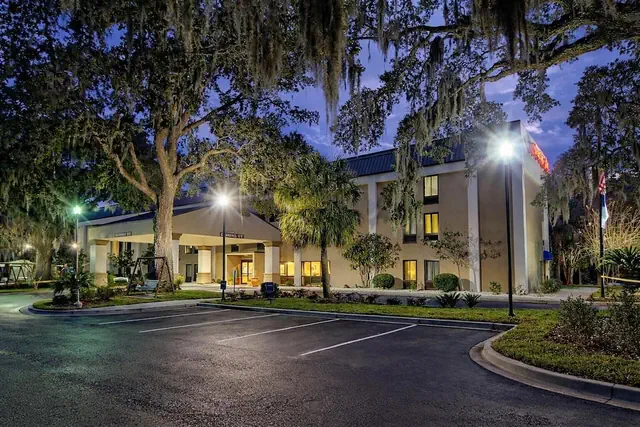 Photo 1 - Hampton Inn Beaufort