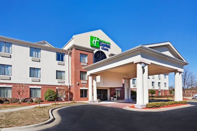 Photo 1 - HOLIDAY INN EXPRESS & SUITES REIDSVILLE by IHG