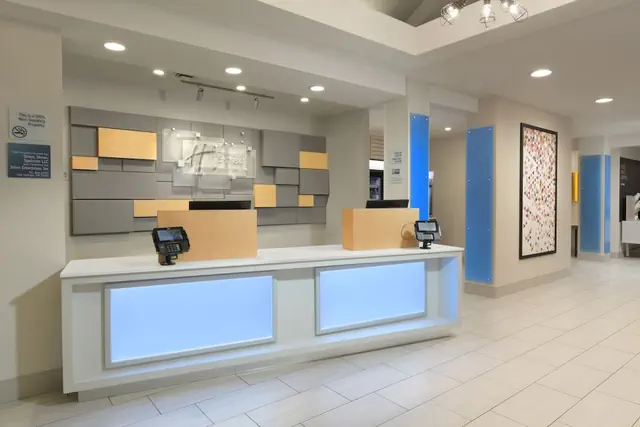 Photo 1 - Holiday Inn Express Hotel & Suites Camden by IHG