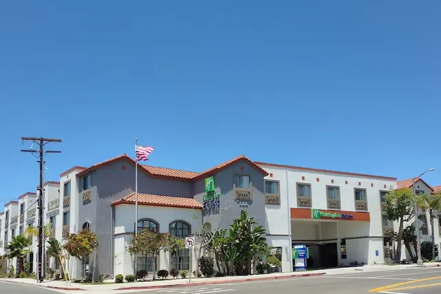 Photo 1 - Holiday Inn Express Hotel & Suites Hermosa Beach by IHG