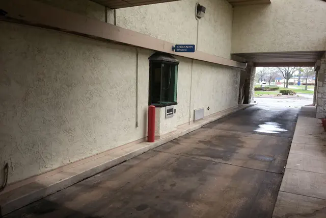 Photo 1 - Americas Best Value Inn & Suites Monroe