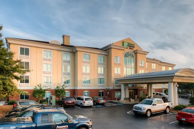 Photo 1 - Holiday Inn Express & Suites Columbia-I-26 @ Harbison Blvd by IHG