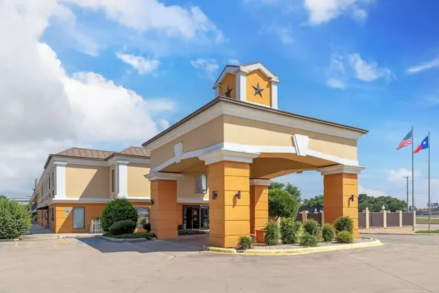 Photo 1 - Best Western Inn & Suites