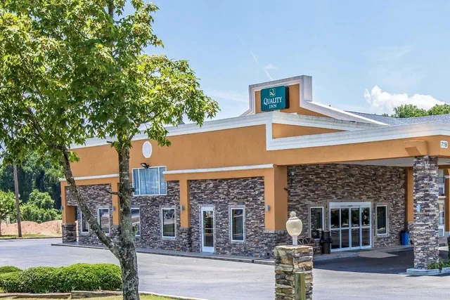 Photo 1 - Quality Inn Greenwood Hwy 25