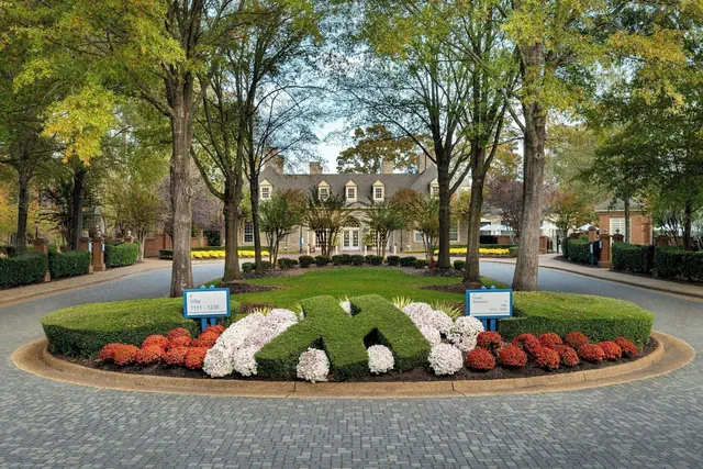 Photo 1 - Marriott's Manor Club at Ford's Colony