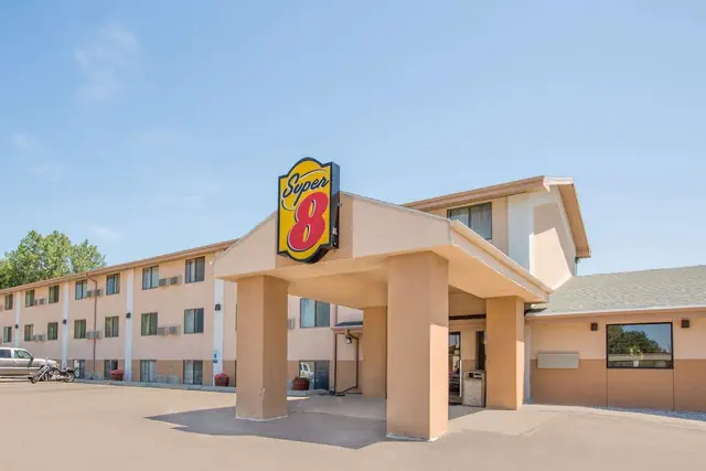 Photo 1 - Super 8 by Wyndham Sioux City/Morningside Area