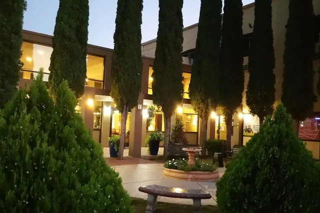Photo 1 - Mariposa Hotel