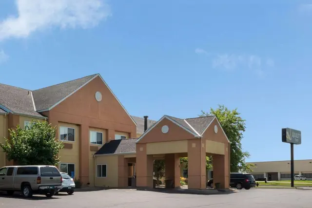 Photo 1 - Quality Inn Lakeville North