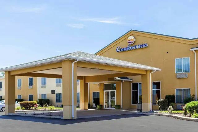 Photo 1 - Quality Inn Kingdom City I-70