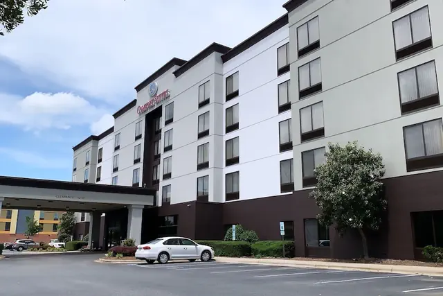 Photo 1 - Comfort Suites Northlake