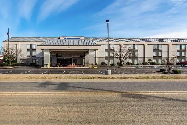 Photo 1 - Wingate by Wyndham Conway AR