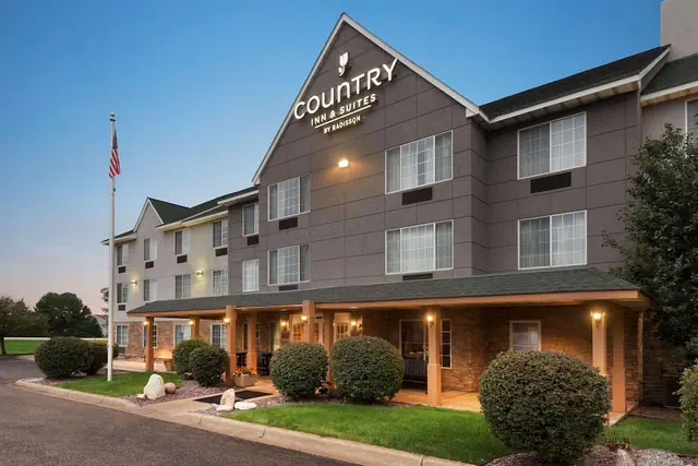 Photo 1 - Country Inn & Suites by Radisson, Minneapolis/Shakopee