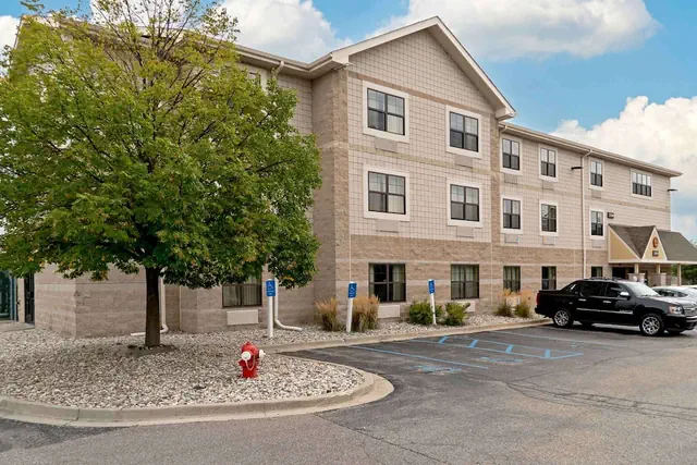 Photo 1 - Extended Stay America Suites Detroit Madison Heights