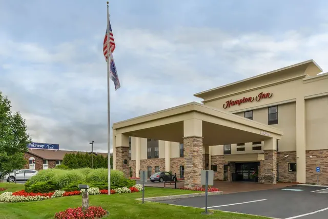 Photo 1 - Hampton Inn Elkhart IN