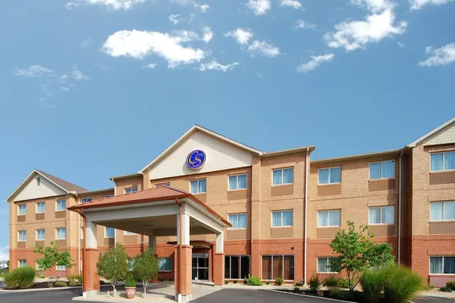 Photo 1 - Comfort Suites Mason near Kings Island