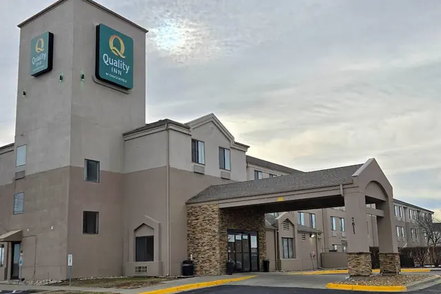 Photo 1 - Quality Inn Kansas City International Airport