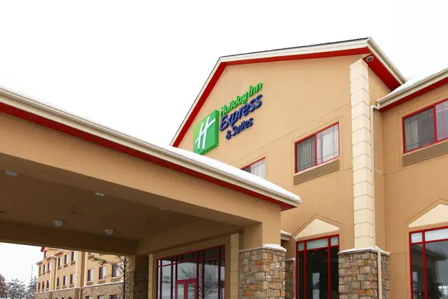 Photo 1 - Holiday Inn Express Hotel & Suites Olathe North by IHG