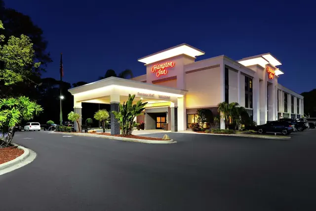 Photo 1 - Hampton Inn Melbourne