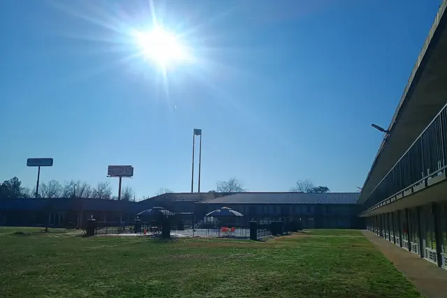 Photo 1 - Heritage Inn Cartersville