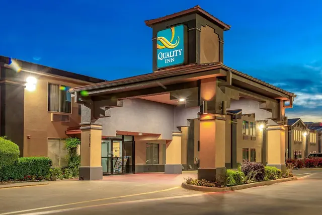 Photo 1 - Quality Inn Forest Hill - Fort Worth South