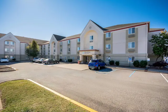 Photo 1 - MainStay Suites Louisville Jeffersontown