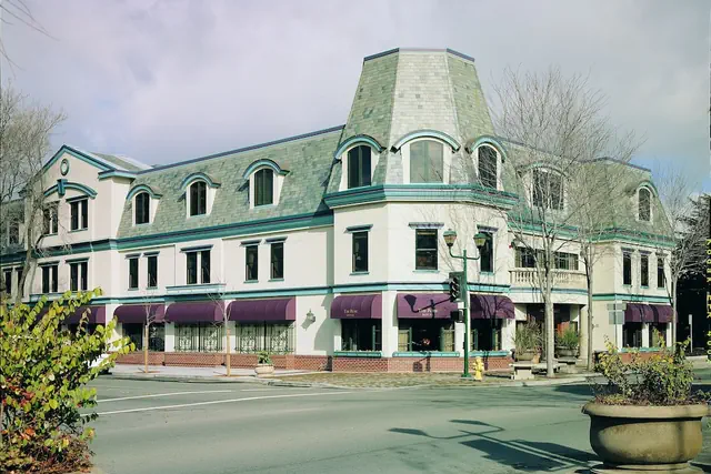 Photo 1 - The Rose Hotel