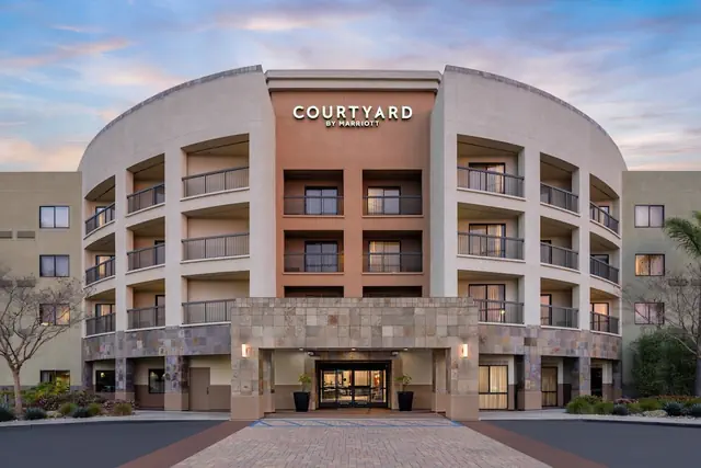 Photo 1 - Courtyard by Marriott San Diego Central