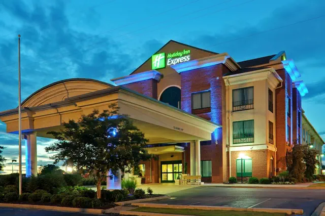 Photo 1 - Holiday Inn Express & Suites Olive Branch by IHG