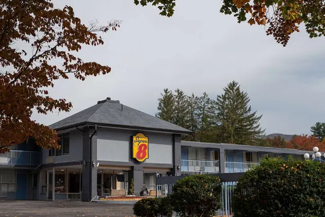 Photo 1 - Super 8 by Wyndham Black Mountain/Asheville East