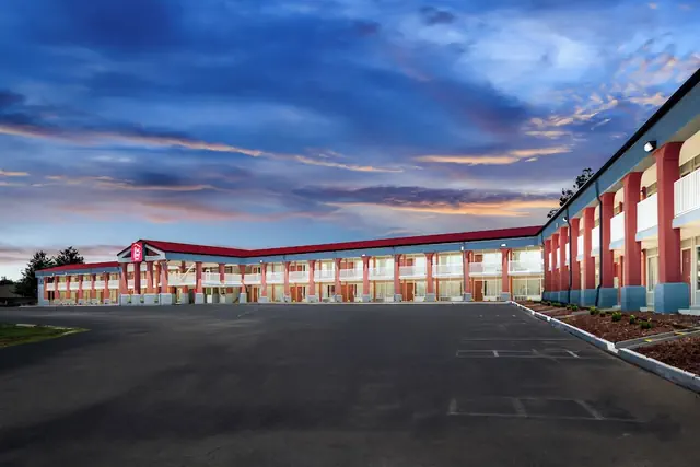 Photo 1 - Red Roof Inn Berea