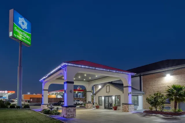 Photo 1 - SureStay Hotel by Best Western Terrell