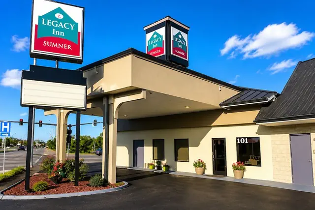 Photo 1 - Legacy Inn Sumner