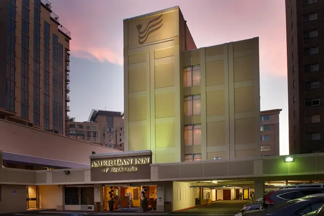 Photo 1 - American Inn Of Bethesda