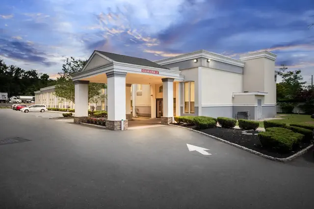 Photo 1 - Quality Inn Edison-New Brunswick