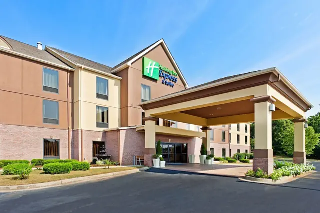Photo 1 - Holiday Inn Express & Suites Greenville-Spartanburg (Duncan) by IHG
